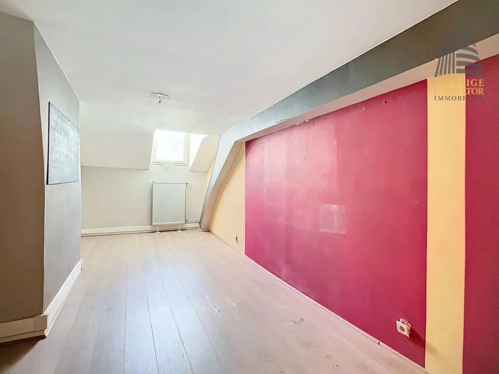 Pièces - Immeuble Commercial à Bruxelles-Centre