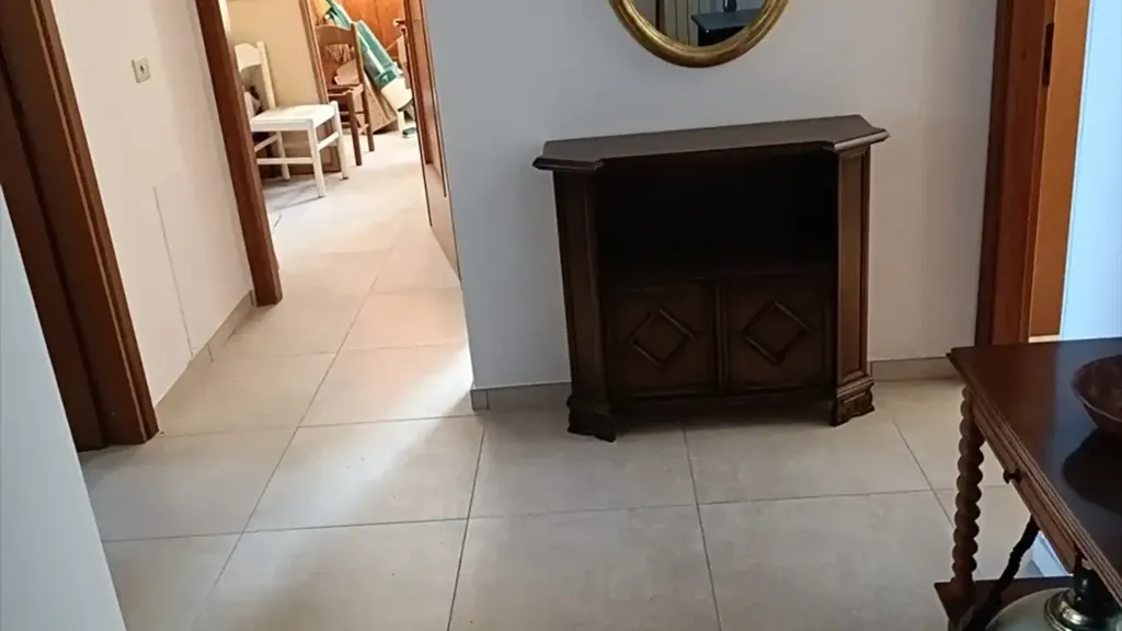 hallway_entrance