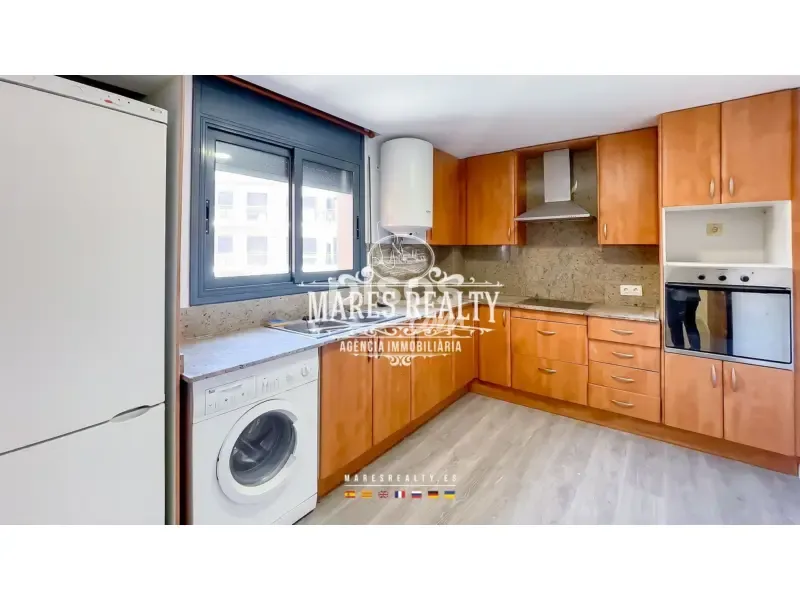 Cuisine - Apartment with Pool in Fenals, Lloret De Mar