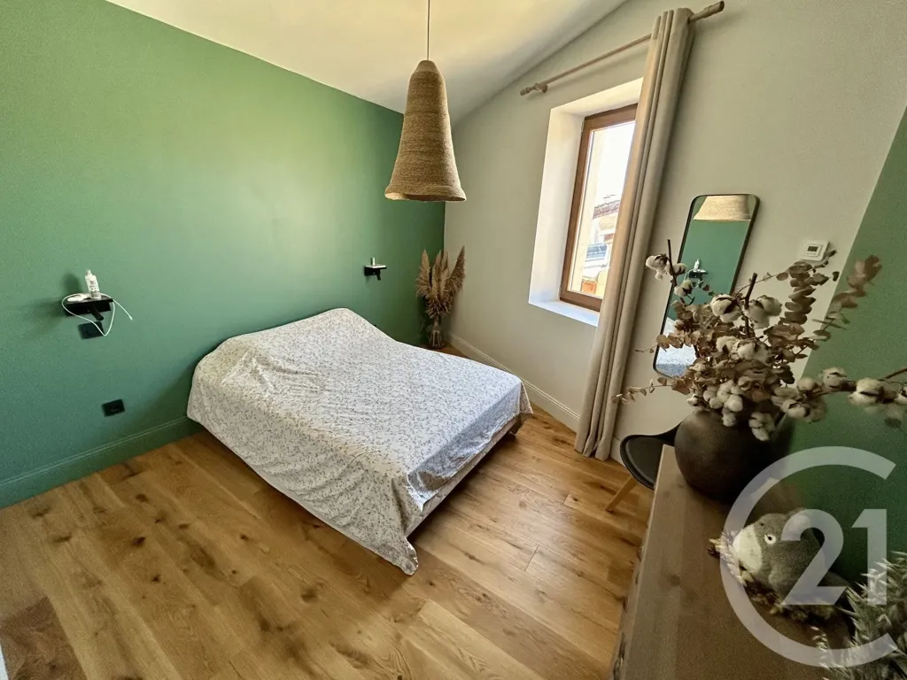 Chambres - Appartement Duplex Rénové au Calme à Millery