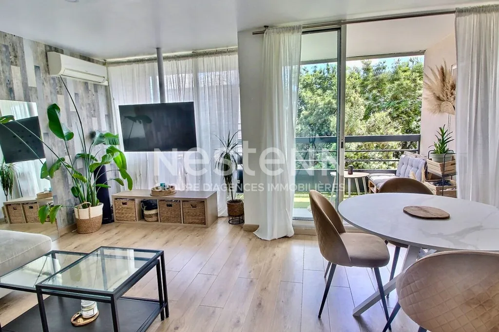 living_room