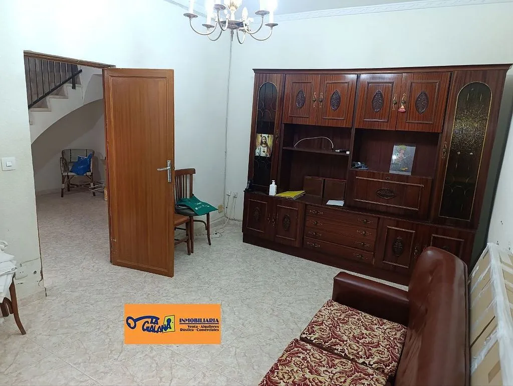 Soggiorno - Two-Storey House with Terrace in Valdepeñas