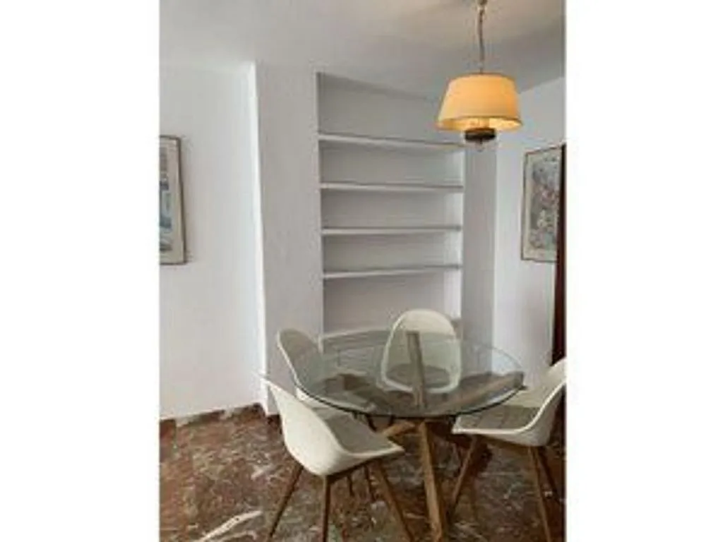 Salle à manger - Furnished Flat with Balcony in Granada