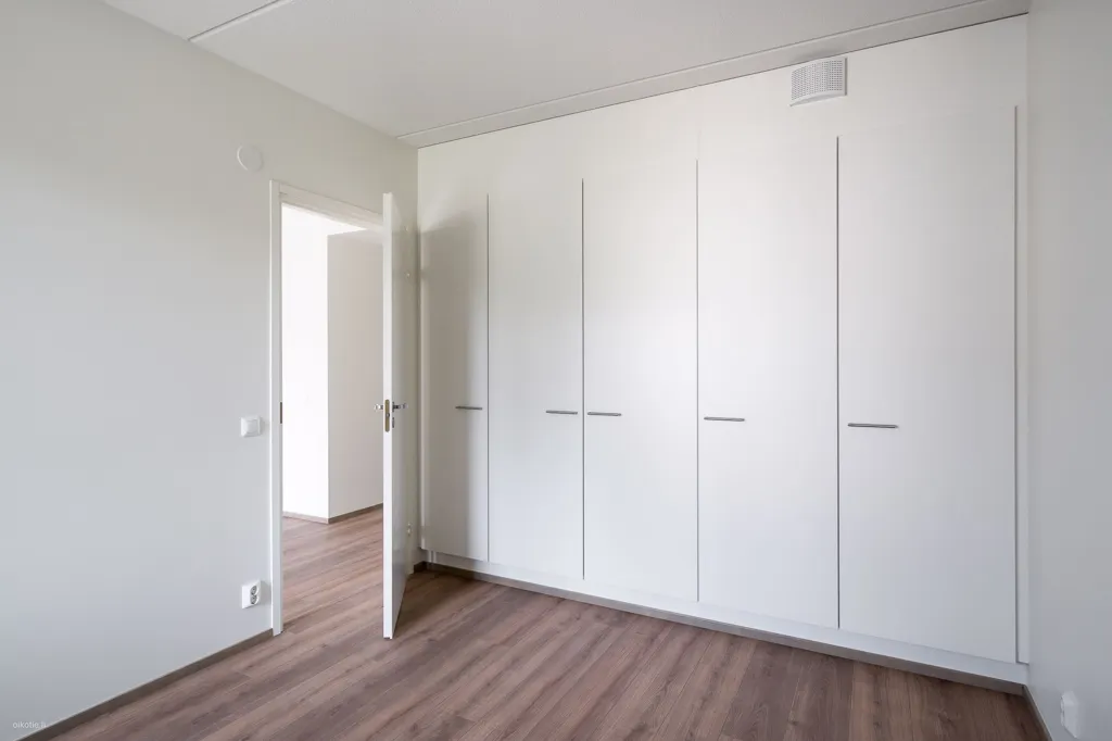 Pièces - Modern Apartment with Balcony in Lippajärvi, Espoo