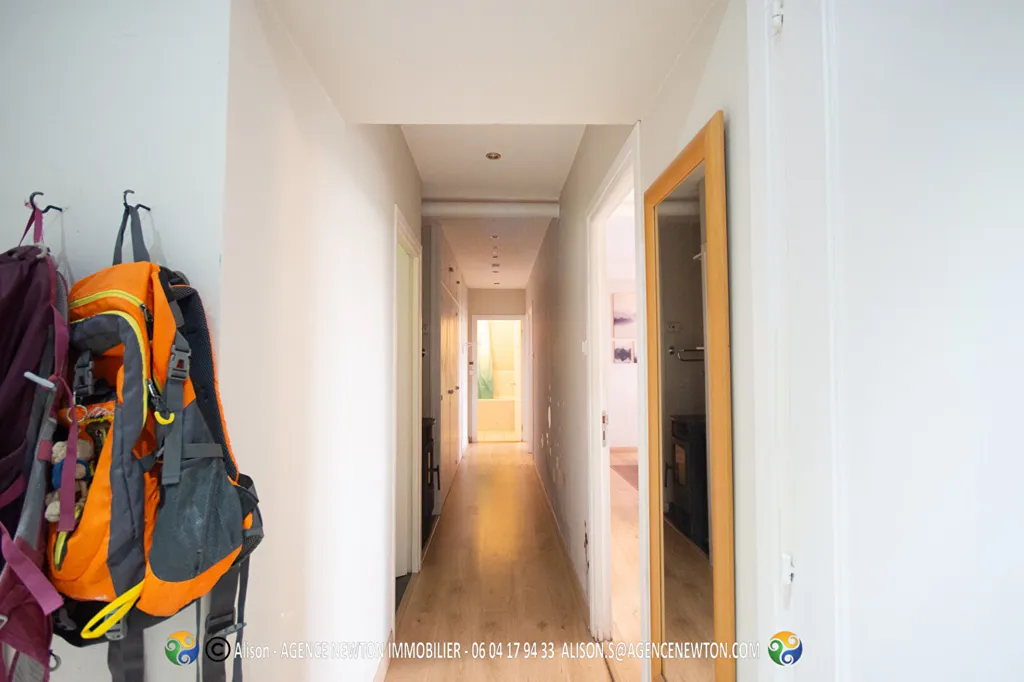 hallway_entrance