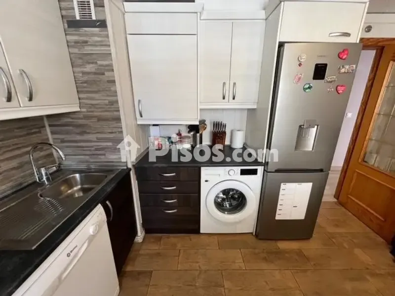 Cuisine - Modernised Apartment with Terrace in Actur, Zaragoza