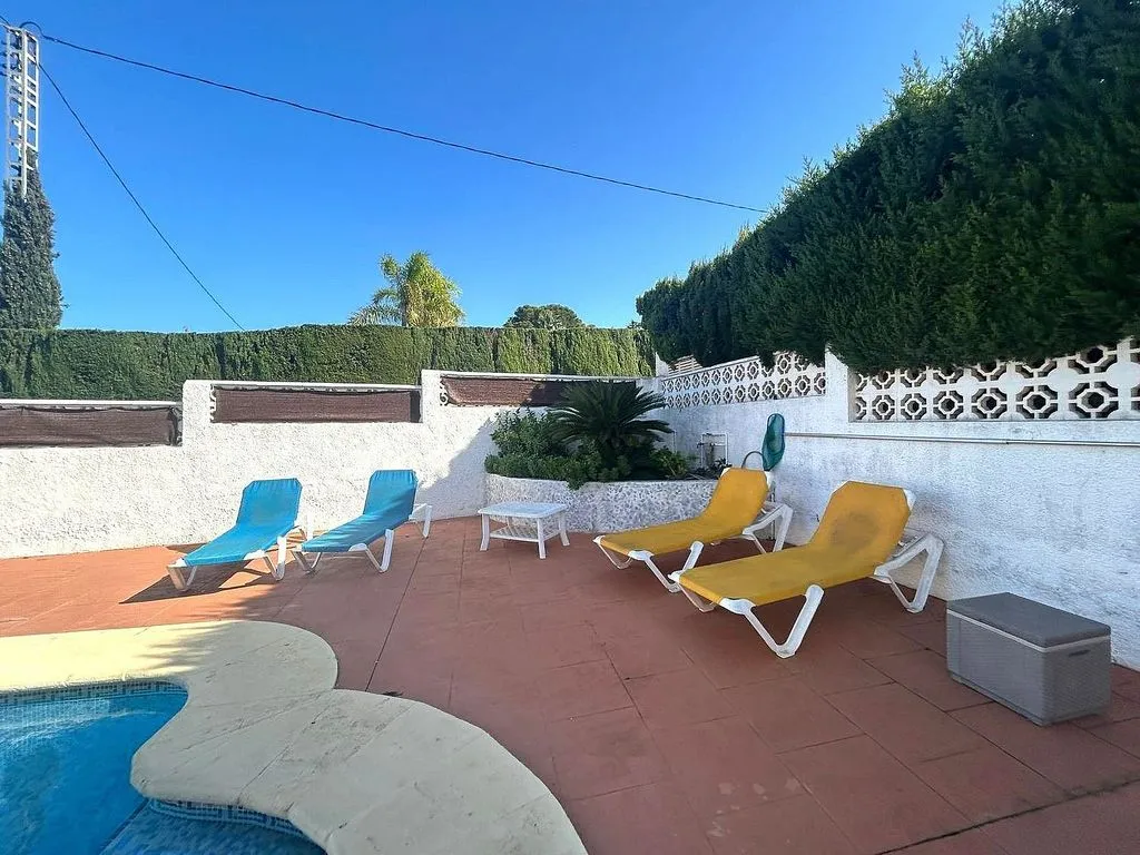 Bassein - Chalet with Sea View and Pool in Cap Martí