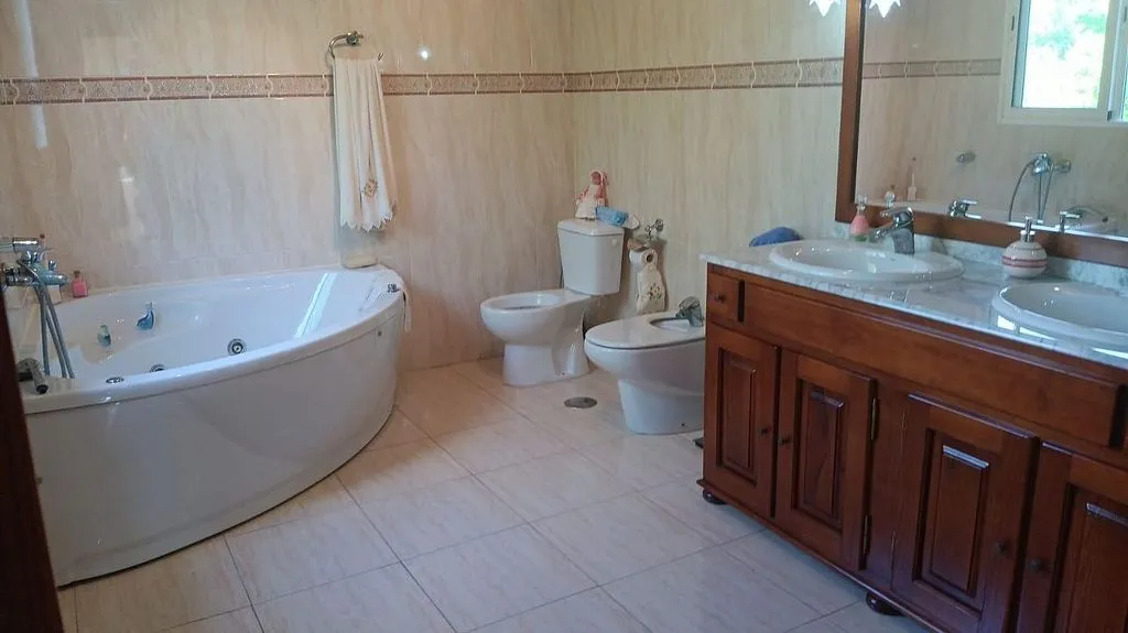 Salles de bain - Chalet with Terrace and Balcony in Monteagudo
