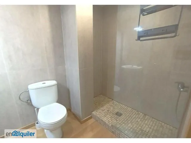 Salles de bain - Studio with Terrace in City Centre