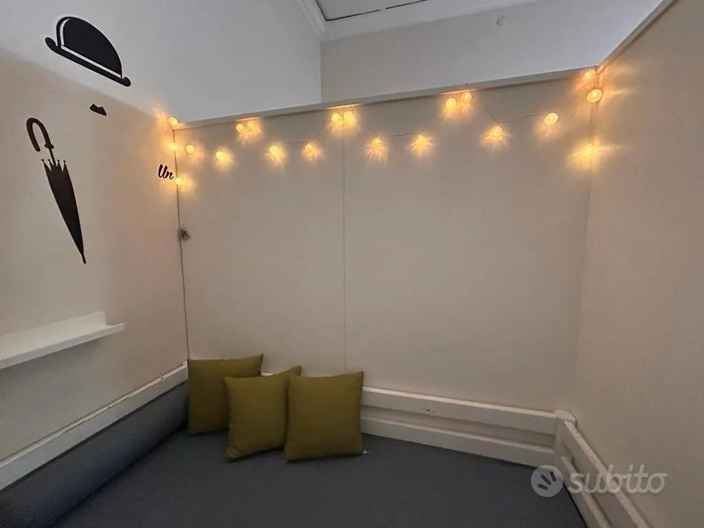 Toad - Single Room in Historic Centre, Naples