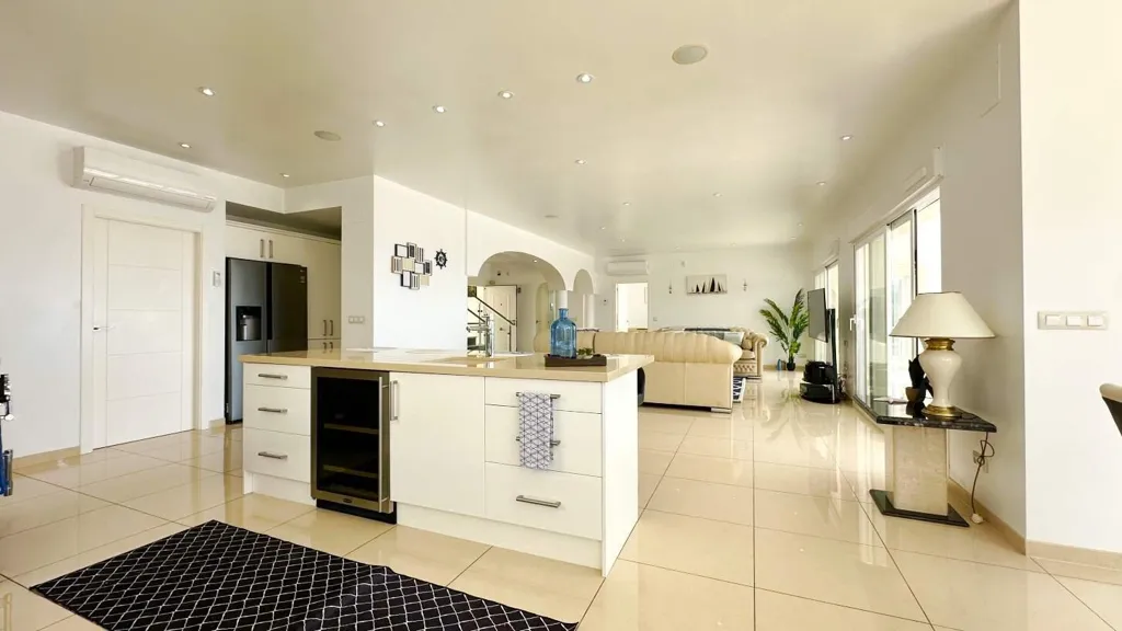 Cuisine - Villa with Sea Views in Altea