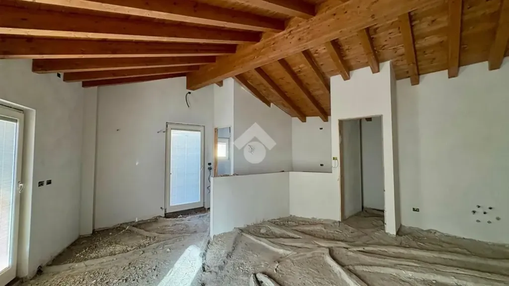 Toad - Semi-detached House with Balcony in Bossico