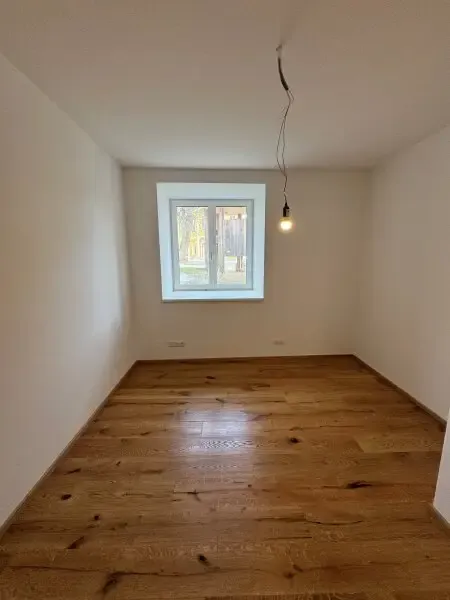 Rooms - Ground Floor Apartment with West View in Miesenbach