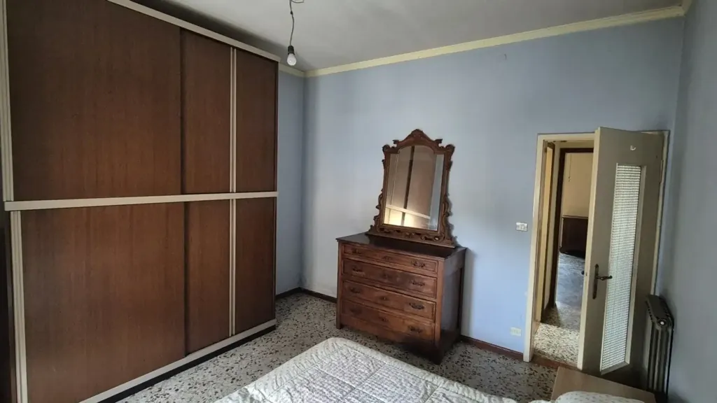 Chambres - Trilocale with Garage in Modena's Buon Pastore