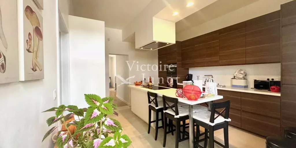 Cuisine - Appartement Luxe avec Garage à Elsene