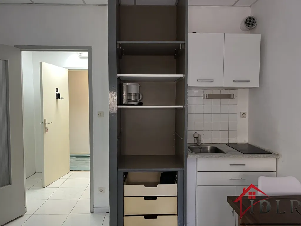 Cuisine - Studio Lumineux en Résidence Calme à Bourbonne-les-Bains