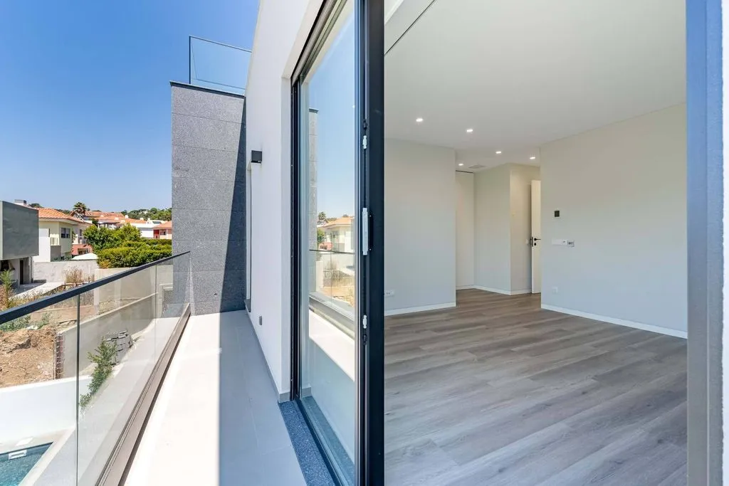 Balcone - Luxury Villa with Pool in Estoril