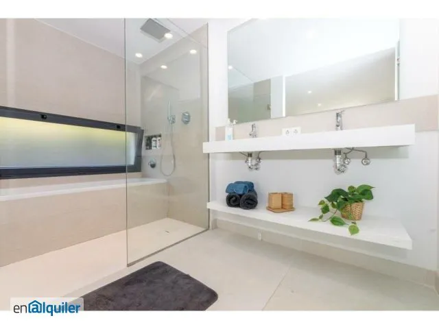 Bathrooms - Penthouse with Pool in Montealto, Santangelo Norte