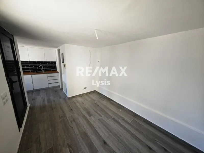 Toad - Modernised Studio with Balcony in Rethymno