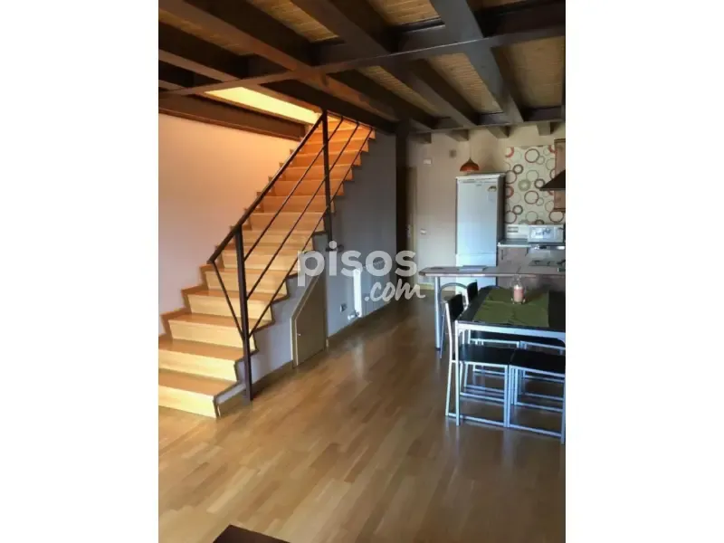 Elutuba - Duplex with Garage in Plasencia Centre