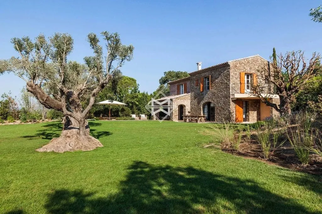 Extérieur - Bastide Moderne avec Piscine à Gassin