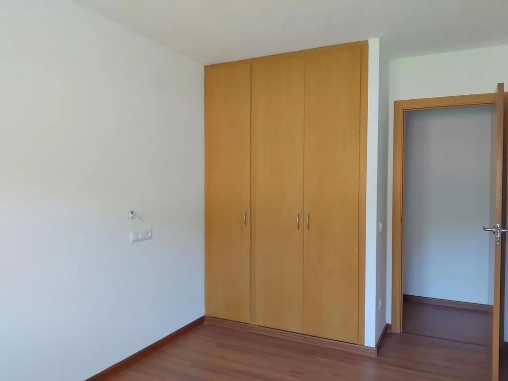 Rooms - Duplex Flat with Terrace in Noves de Segre
