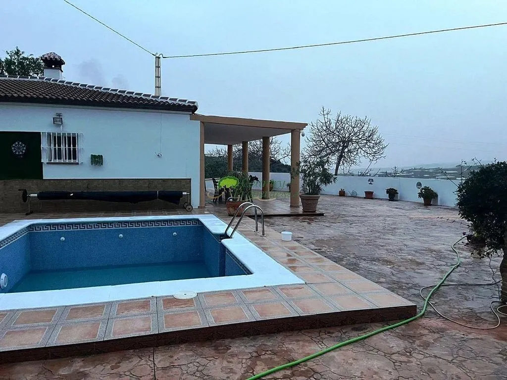 Bassein - Country House with Pool in Algarrobo