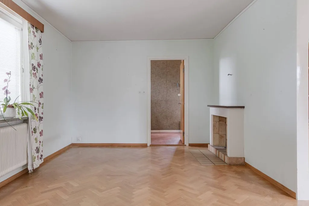 Elutuba - Villa with Garden in Popular Area