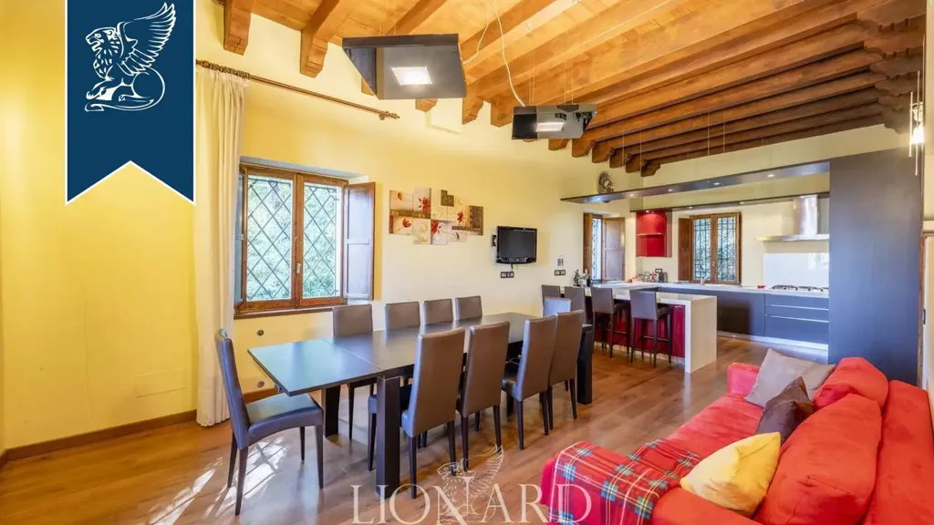 Salle à manger - Rustic Villa with Private Garden in Sestola