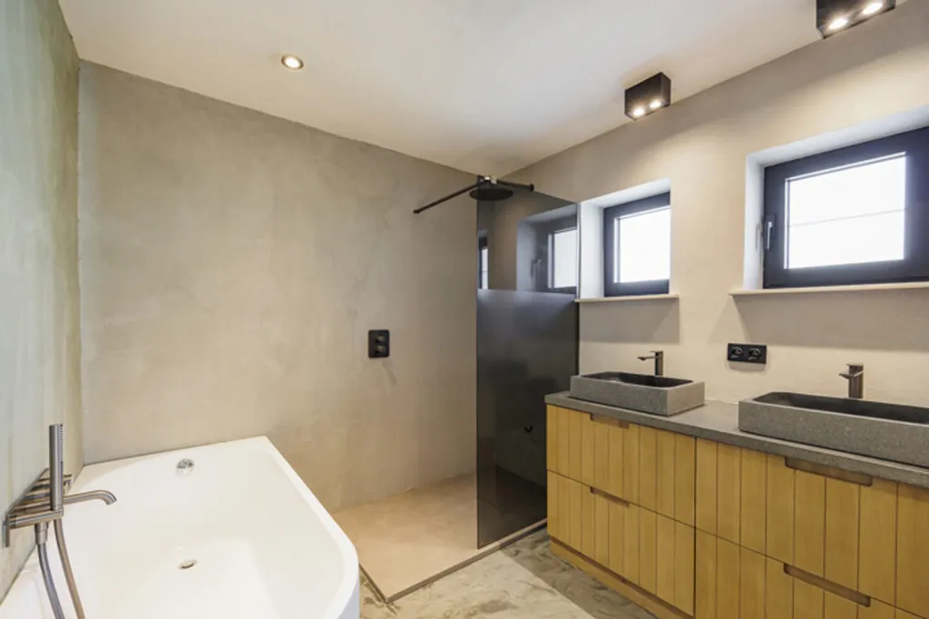 Salles de bain - Maison Énergétique avec Jardin et Garage à Zevendonk