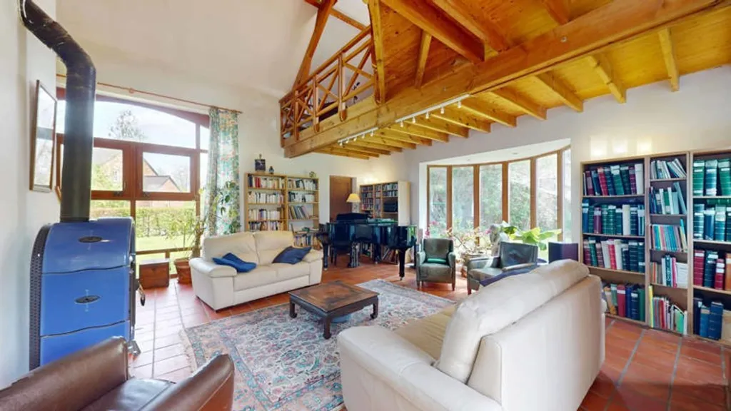 Elutuba - Renovated House with Two Units in Orbais