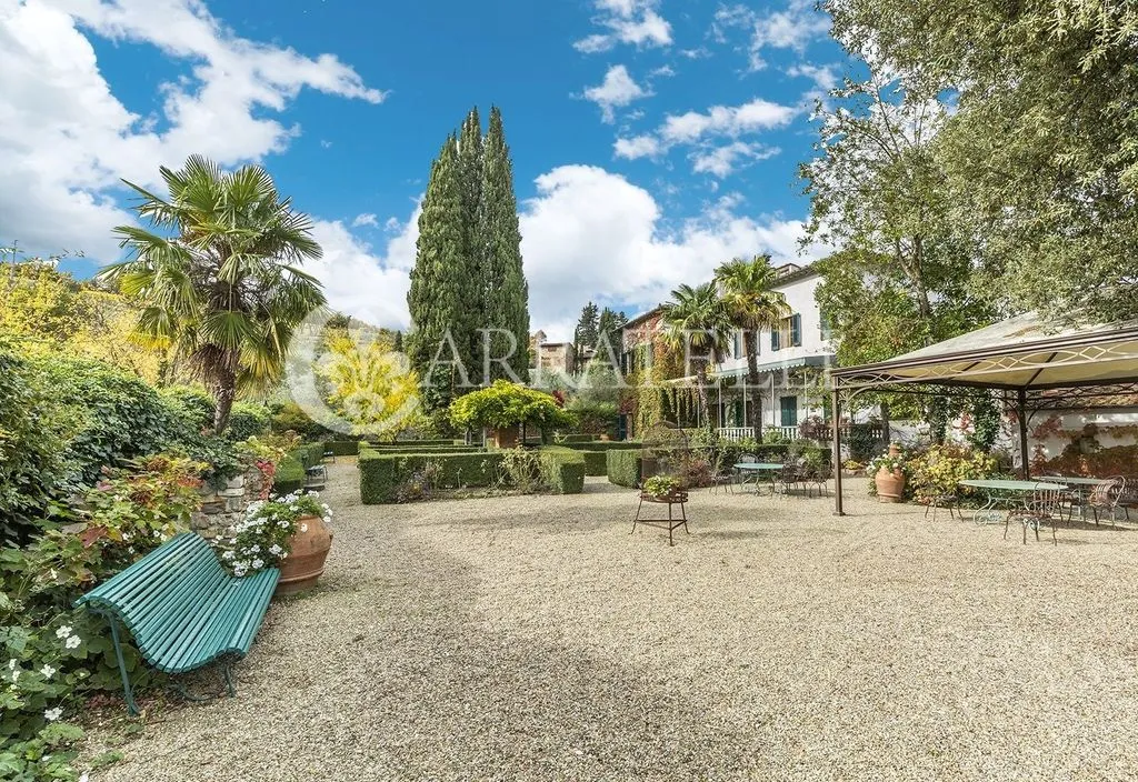 Aed - Luxury Villa with Pool in Greve in Chianti