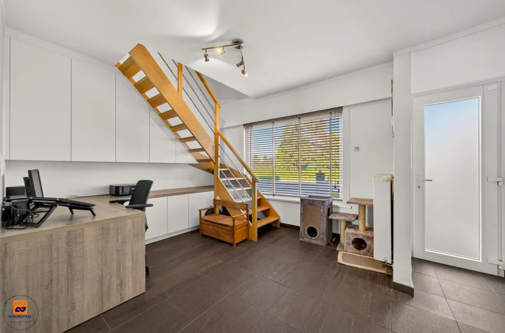 Rooms - Renovated House with Terrace in Evergem