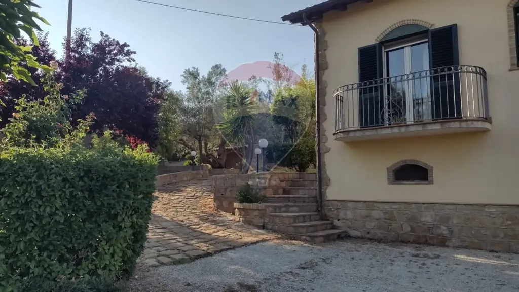 Välivaade - Spacious Villa with Garden in Piazza Armerina
