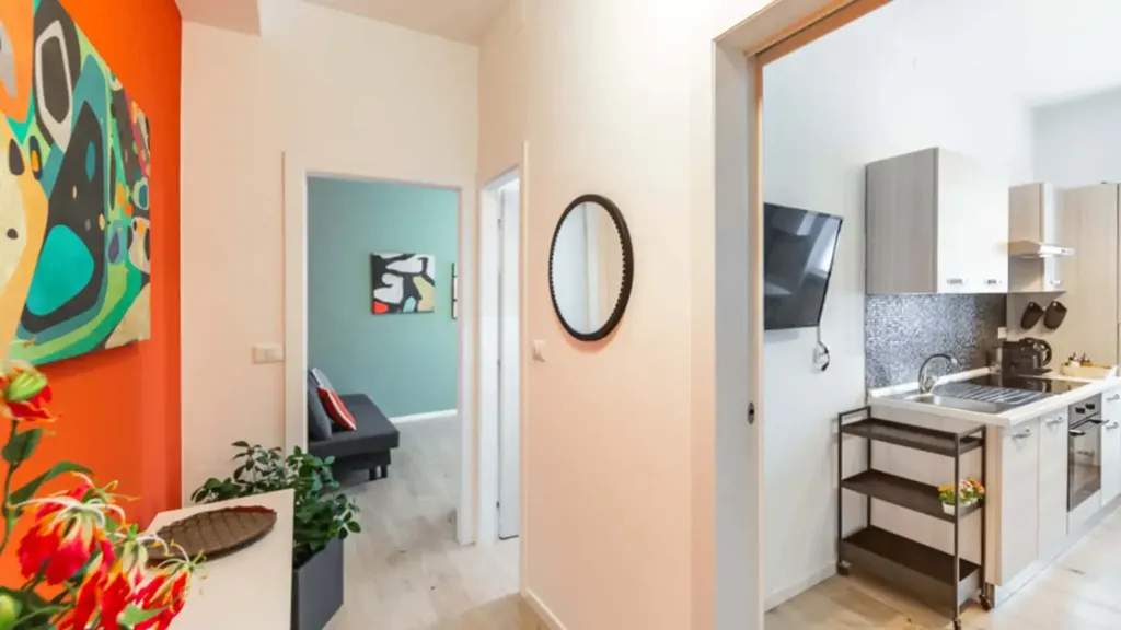 hallway_entrance