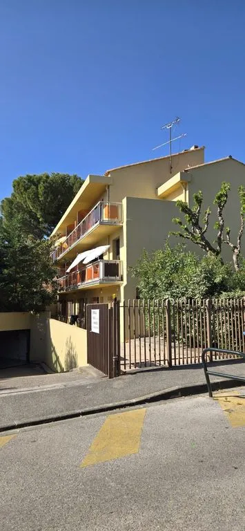 Extérieur - Immeuble de Rapport avec Appartements à Aix-en-Provence