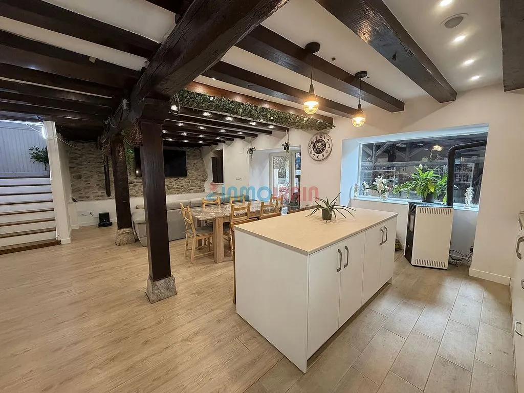 Cuisine - Chalet with Pool and Terrace in Ataun
