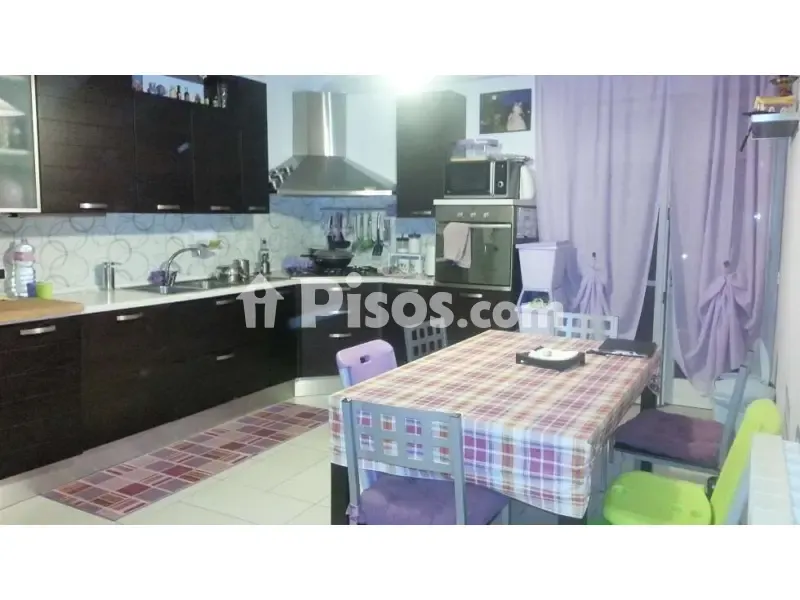 Cuisine - Bright Apartment with Balconies in Balàfia