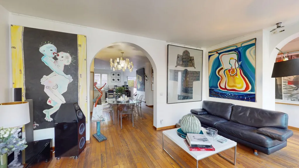 Séjour - Maison avec Cour Privative et Parking à Pantin