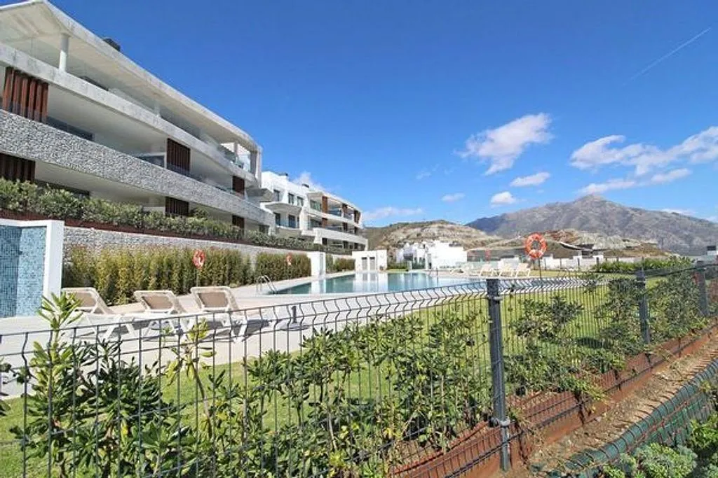 Bassein - Furnished Apartment with Pool in Benahavís