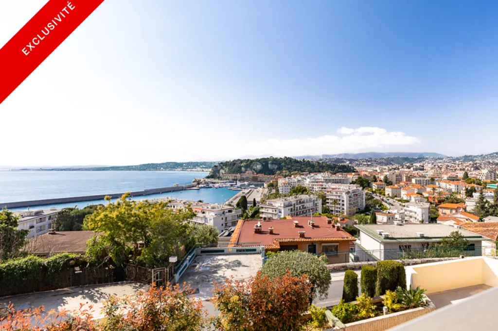 Rõdu - 3-Bedroom Apartment with Sea View in Nice