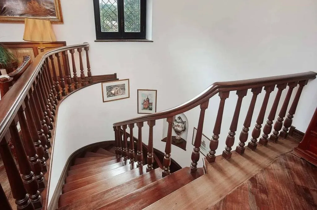 Pièces - Luxury Villa with Garden in Palermo