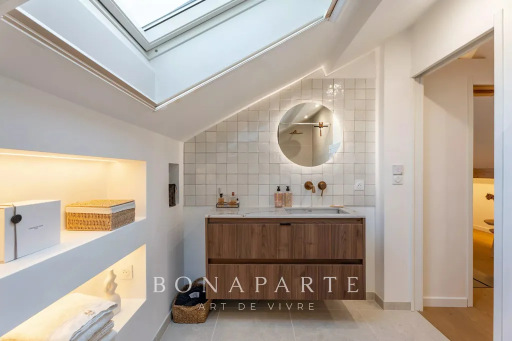 Salles de bain - Duplex avec Vue sur le Golf à Prévessin
