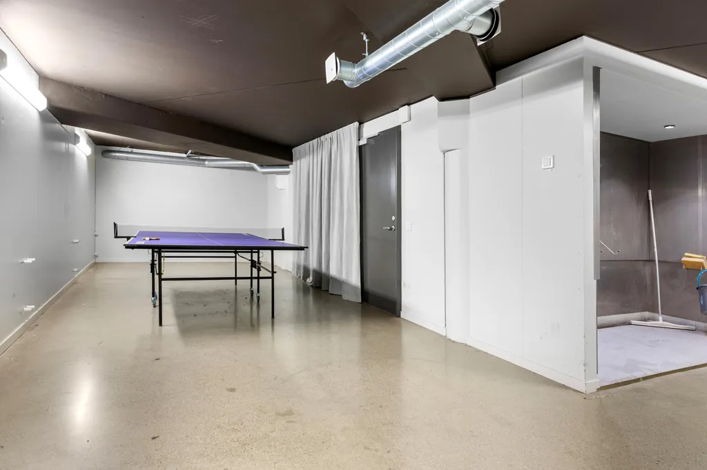 Stanze - Modern 2-Bedroom with West Balcony in Brf Arkaden
