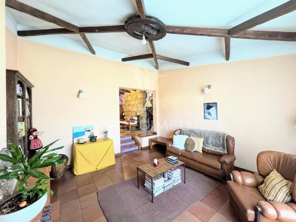 Living Room - Detached House with Solar Exposure in Guimarães