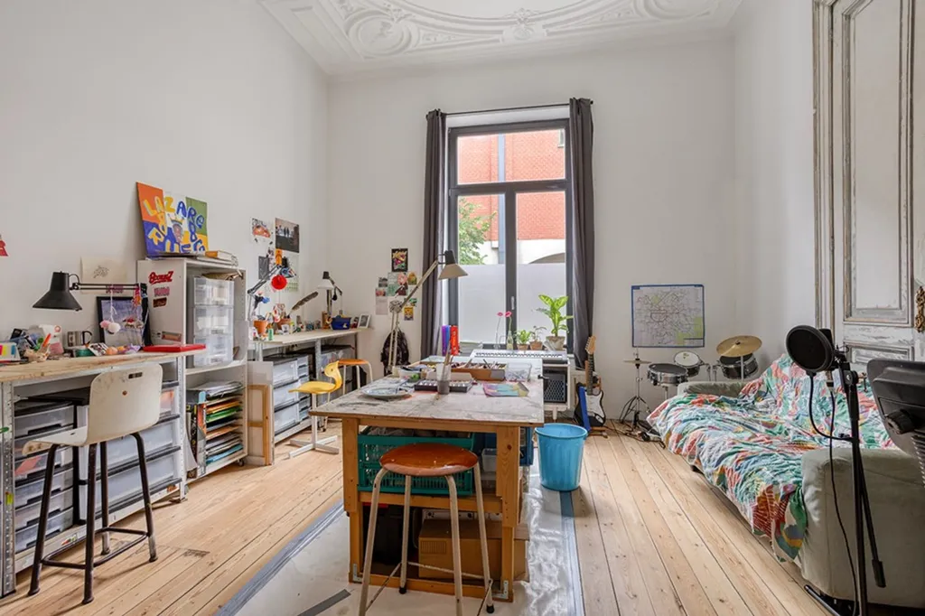 Bureau - Maison Rénovée avec Terrasse à Proximité de 12 m²