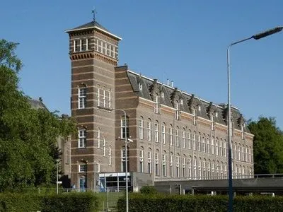 Välivaade - Student Apartment with Study Space in Maastricht
