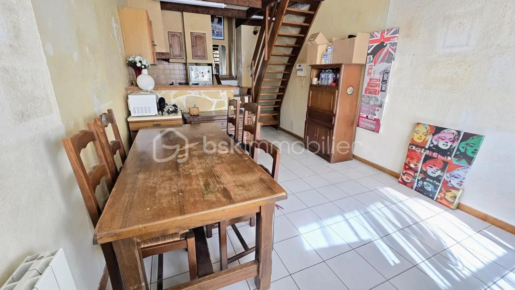 Söögituba - Duplex Flat with Mezzanine in Sète