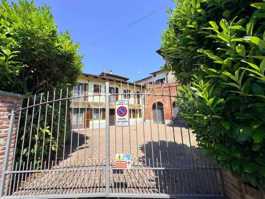 Extérieur - Restored Villa with Private Garden in Corneliano d'Alba