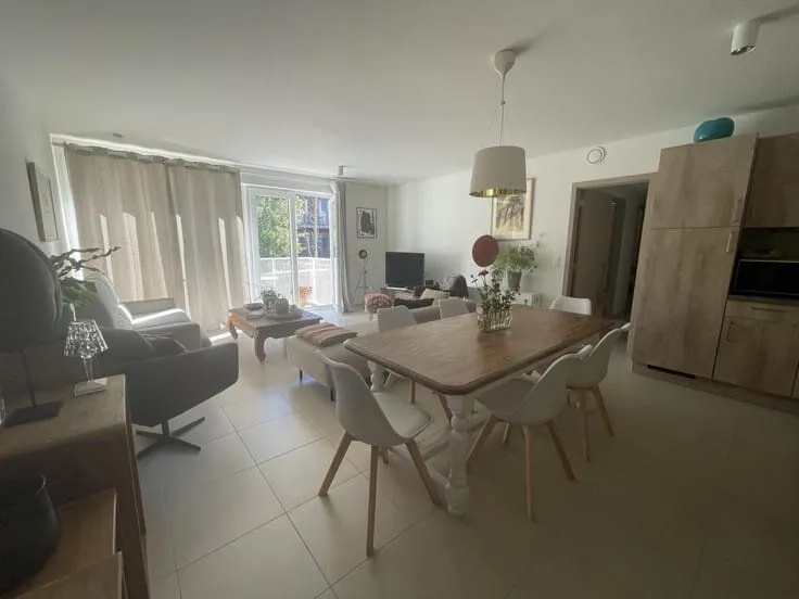 Salle à manger - Appartement Rue Edouard Etienne à Braine-le-Comte